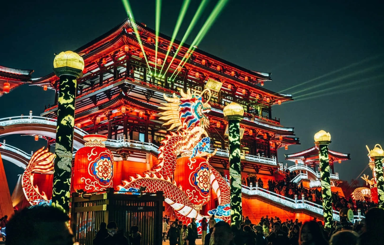 Tang Paradise tickets hours transport guide